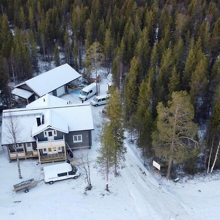 B&B Adventures Äkäslompolo 外观 照片
